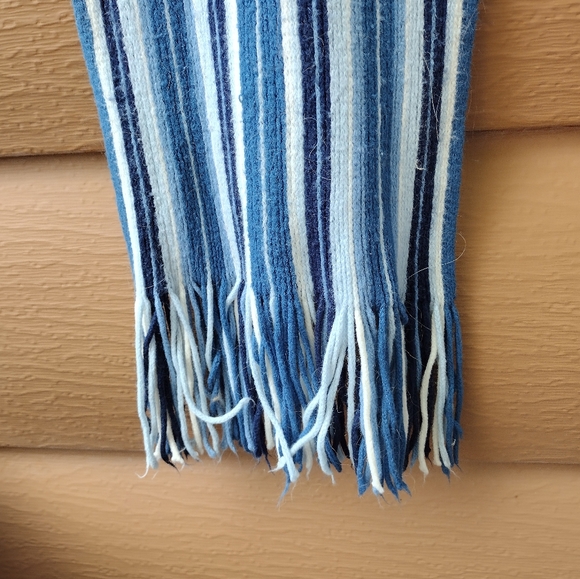 Scarf - Picture 4 of 8